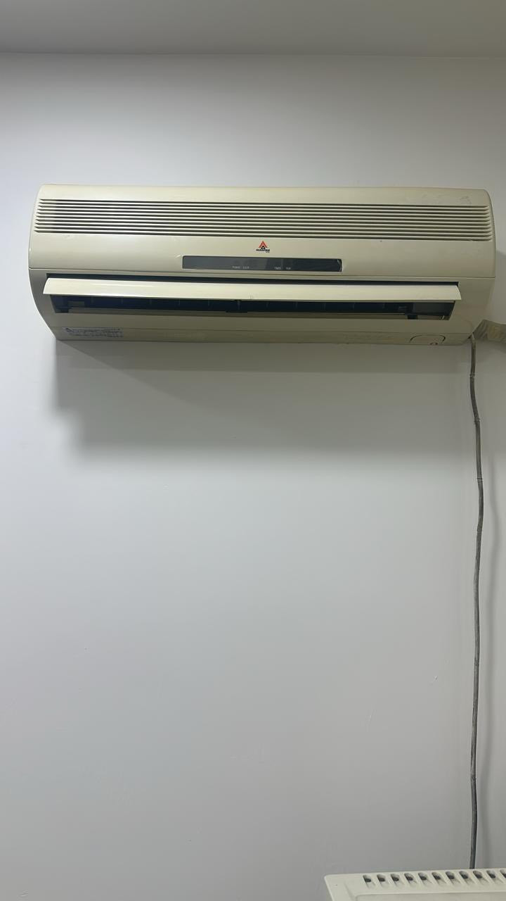 غراض بيت للبيع للتواصل ***********
