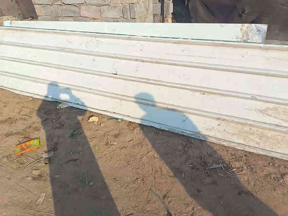 (٥)قطع ابو ال٤م متر

(٣)قطع خمس ونص

سعر المتر ب ٨ الف

الصلاحية ***********    مكلف بلنشر
