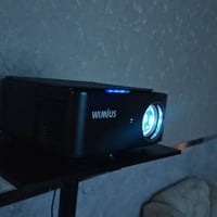 داتا شو موديل wimius k1 جديد غير مستخدم ansi 1200   دقه ممتازه يعمل ان...