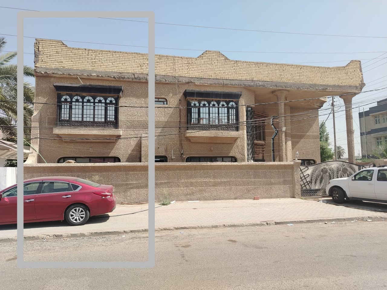 ا
لسلام عليكم قطع من دار٥٠ متر واجهه ٥ متر ونزال ١٠ متر على شارع تجاري عريض حي الأطباء شارع جامع شنشل  للاستفسار التواصل ***********
