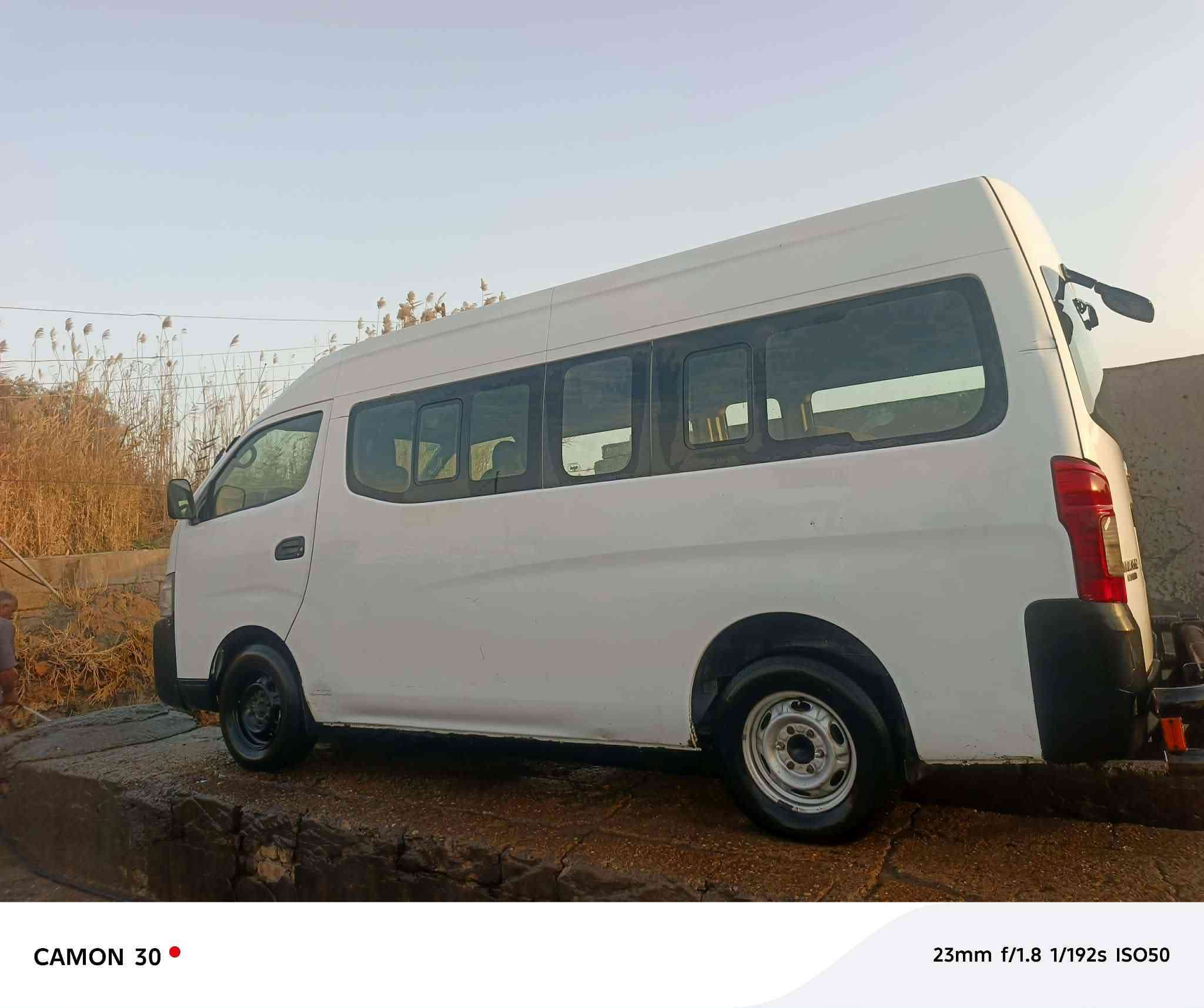 السلام عليكم نيسان موديل 14 بيه صبغ باب عكس السايق والباقي مكفول مكينه كير اكسل مكفول السعر 160 اوبيه مجال ***********
