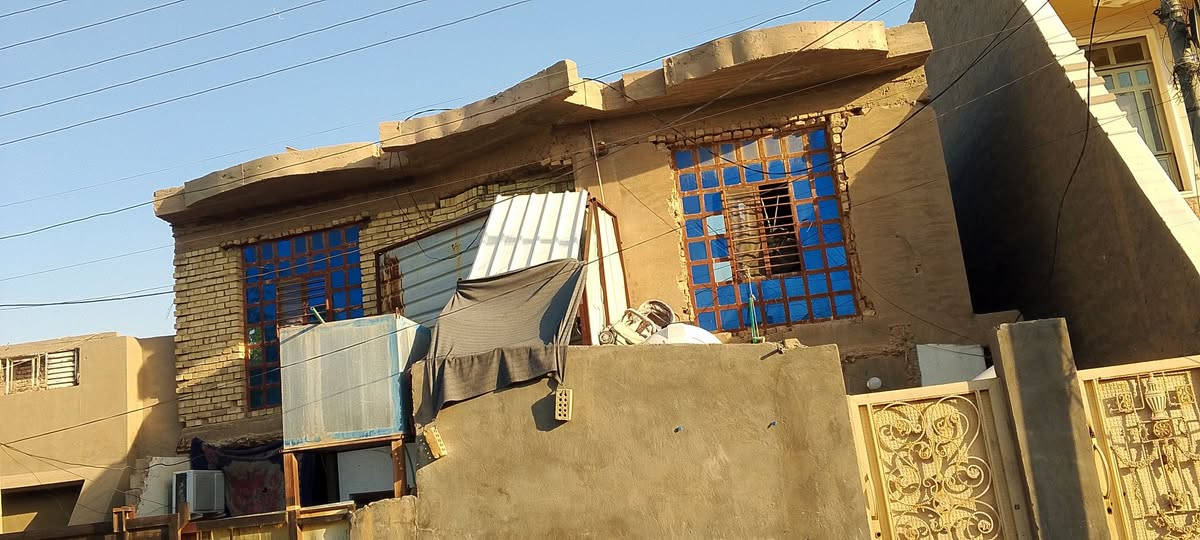 بسم الله الرحمن الرحيم
متوفر بيت  في حي الشرطه الثانيه  للبيع في منطقه ال 240  ثالث فرع عن الاكارم 

، مساحته 240 شارع 8 مقسم 3 مشتملات مأجرات   بناء قديم يرهم يترتب ويبقى استثمار  ويرهم يتفلش  

، 

الوجه 12 ونزال 20.           سعره 230 وبي مجال  

، 

***********  لتواصل اتصال او واتساب

