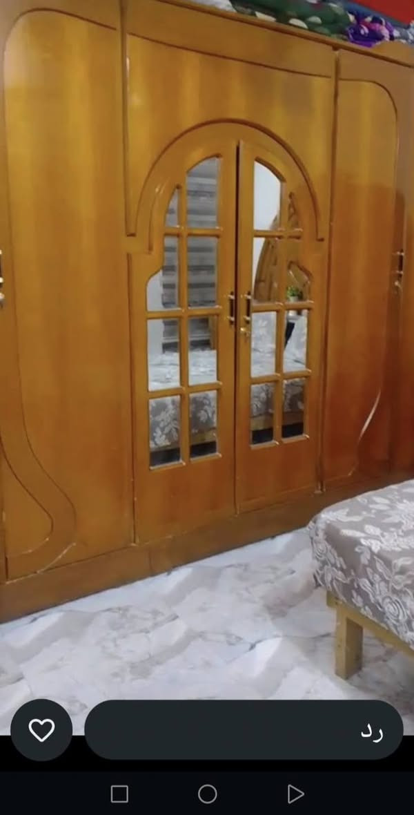 غرفة تسكام نظيفة وقوية وتخبل ب6000 وبيها مجال للتواصل هذا الرقم ***********
