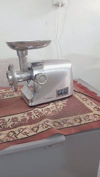 للبيع العنوان الرحمانيه قلايه كهربائيه ومثرامه لحم اي استفسار ع هذا ال...