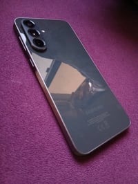 للبيع سامسونك كلكسي A56 5G الذاكرة 256 الذاكرة العشوائية 12  نظافه الج...