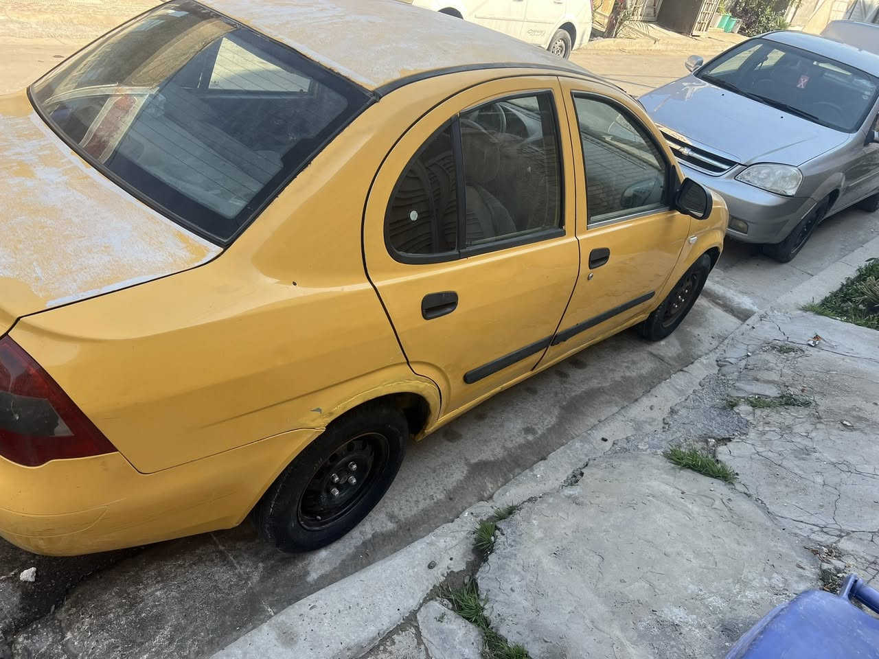 السلام عليكم
طيبة 2014 بلاديه شواصي نضيفه لا فطر ولا لحيم بدون صبغ ولا تبديل بيه طخه بالجاملغ موضحه بصوره وشويه بالبنيد معمر دواير بيه مكينه كير تخم تاير رقم صدامي ومطلوبه هيئه وغرامات 700 الف ابيع صافي تحويل مباشر مكاني بغداد الثعالبه السعر المطلوب 22 ورقه للاستفسار الاتصال ع الرقم ***********
