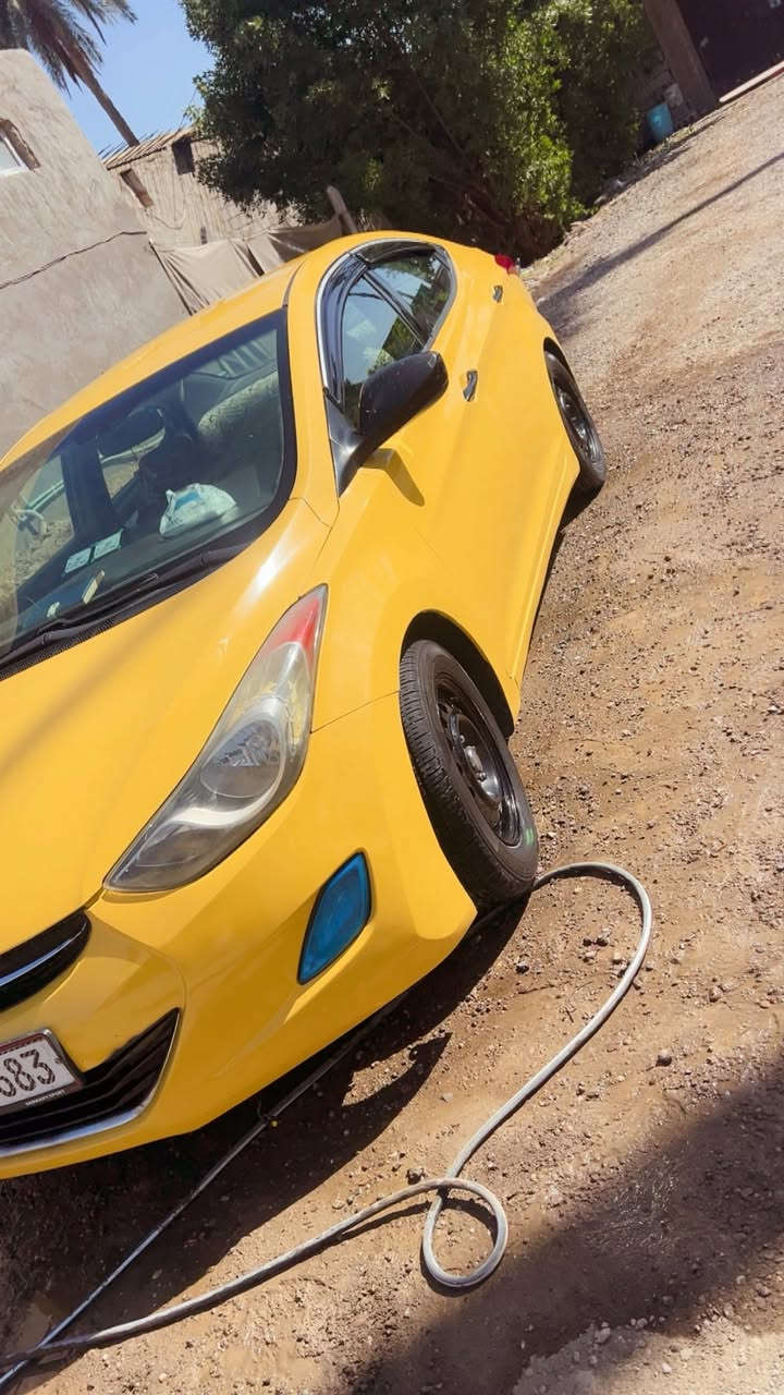 السلام عليكم النترا ١٣وارد امريكي بيها قطعه وحده جاملغ ايمن امامي وبيها باردات مكان شخوط تبريد فول كشر فول السياره مكينه كفاله كير كفاله رقم بغداد بإسمي غرامات وهيئه مصفره تأخذها كبل للشارع تشتغل بيها السعر ١٠٥وبيها مجال رقمي ***********
