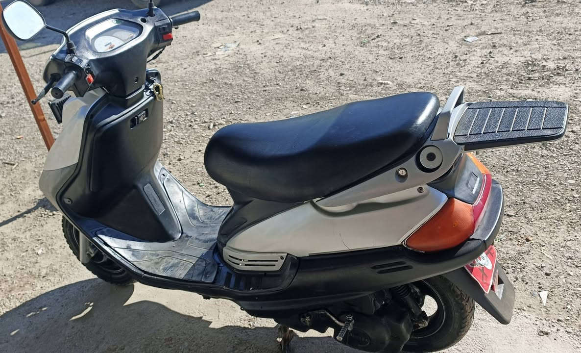 دراجه نوع (فضائي) نضيفه فول مثل ما بصوره للبيع او مراوس موطور (ايراني) سعر على (خاص)


**إذا كنت صاحب هذا الإعلان وتريد حذفه لأي سبب، رجاءا أرسل رسالة إلى الدعم الفني**