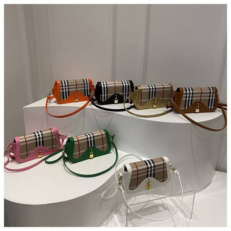 السلام عليكم حقائب نسائيه كوالتي بأسعار تنافسية ماتعبر ل25 اسعارهن كلشي شي جديد 👜
جملة+ مفرد 👜
توصيل كافة المحافظات 5 ودخل الحسينية الفين


**إذا كنت صاحب هذا الإعلان وتريد حذفه لأي سبب، رجاءا أرسل رسالة إلى الدعم الفني**