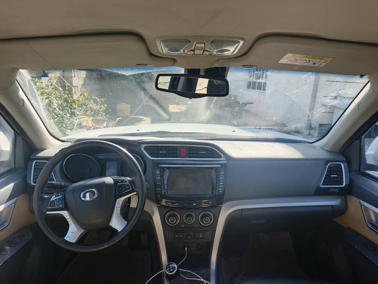 سيارة گريت ول ونگل سكس فور ويل دفع رباعي  ممكفوله من كل عيب ما عدا اربع اصابع البنيد  مويل 19 الشراي ايراسلني سيارة فول شغل واطلع اي نقص ماكو السعر 120 ورقه والي عندة استفسار هذا رقمي ***********
