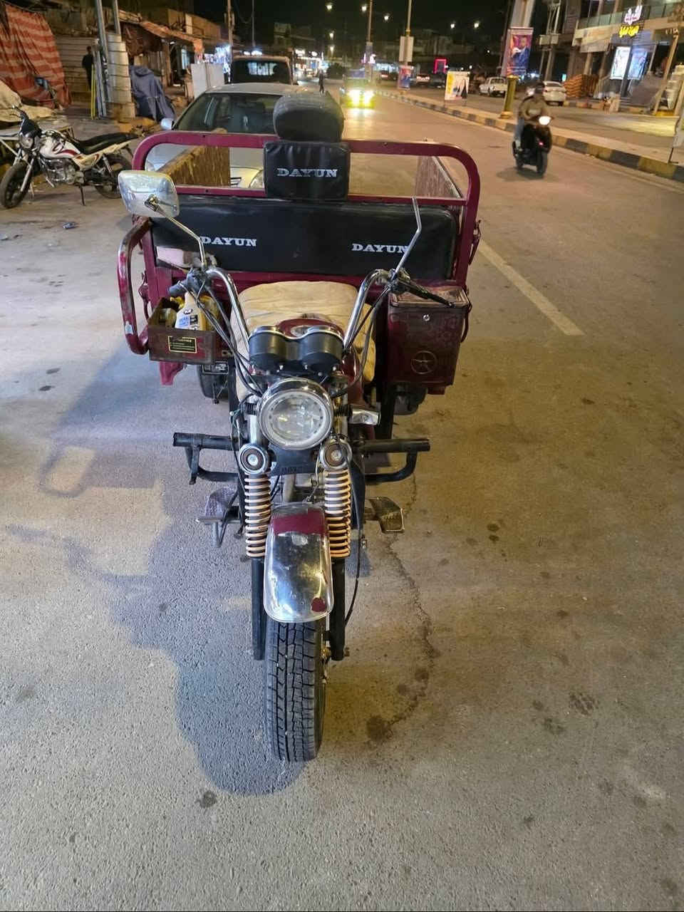 سلام عليكم 
عندي ستوته للبيع 
نضيف وحلو كلشي كامل بيه 
بس يرادله ترتيب شويه 
موديل 2021
مابيه لحيم او شي ثاني 
السعر وحد وميتين وبيه مجال للطيبين
عل فيس موجود وتساب موجود وهذه رقمي ***********
