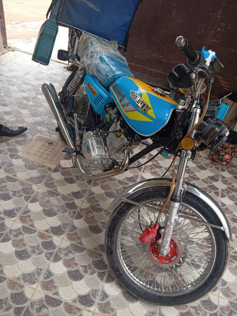 سلام عليكم دراجه تايكر موديل 24 مفتوحه للبيع لسعر 450 قفل مكان تكريت  قادسيه شارع لبلاج  ***********
