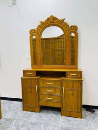 غرفة نوم ٦ باب • سرير ٢٤٠×٢١٠ • توصيل بغداد مجاني