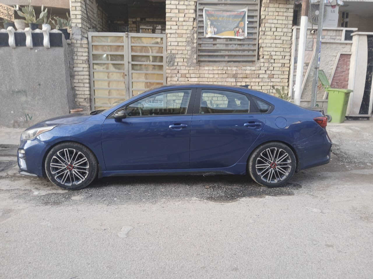 السلام عليكم كيا فورتي موديل2021 gt1600 توربو 
فول ماعده الفتحه مكان بغداد الشعب السعر 135 الاستفسار 
***********
