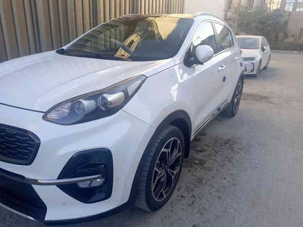 السلام عليكم
كيا سبورتج 2020خليجي GT LINE مرقم بغداد الجديد هزة جديدة وسنوية جديدة 
مكفول من الصبغ والتبديل
ماشية 79 الف كم
المواصفات : بانوراما / بصمة / حساس امامي / حساس خلفي / كامرا خلفية / بصمة ابواب / ترحيب عند الاقتراب / شباك امامي نيكل / اشارة بالمرايا / مرايا جانبية كهربائية/ صندوق كهربائي / الانارة الخلفية LED / كشافات و بلوجكتر امامي / كراسي امامي كهرباء / المقاعد جلد لونين ( حمصي واسود ) / فول تحكمات ستيرن / هاند بريك كهربائي / مود درايف / اوتو هولد / نظام نزول منحدرات / شفتات بالستيرن
مكاني بغداد البلديات 
السعر. 215 بيها مجال بسيط 
للتواصل والاستفسار : 
***********
