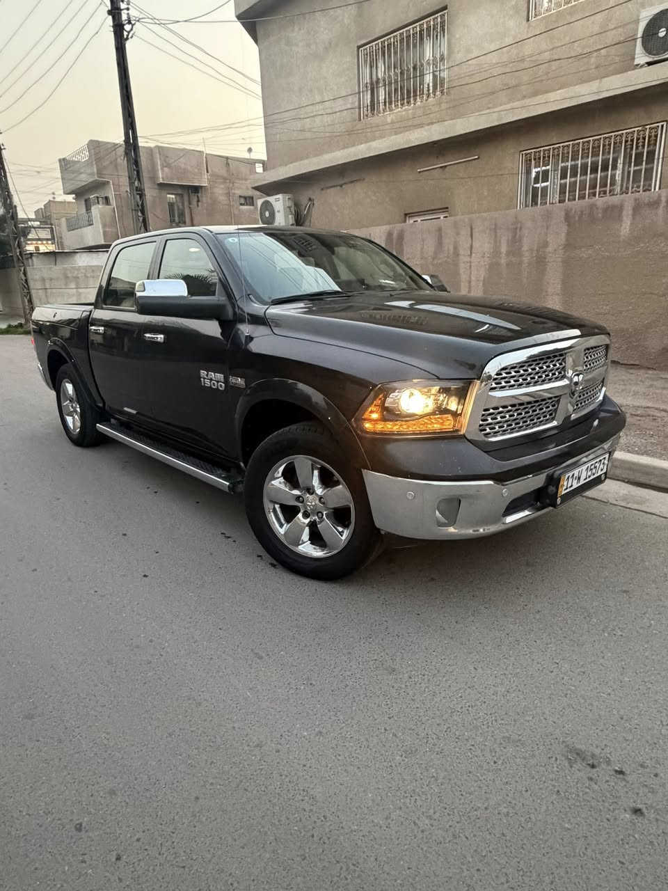 السلام عليكم رام خليجي وكاله باب طويل بدي قصير2015
الفئهLARAME. بوكس فول للخير اعله فئه بل خليجي
داخل بيجي وجوزي 
سلايت فتحه
بوكسات بلبدي 
مابيها اي نقص مكفوله من كلشي السعر 210
***********استفسار
