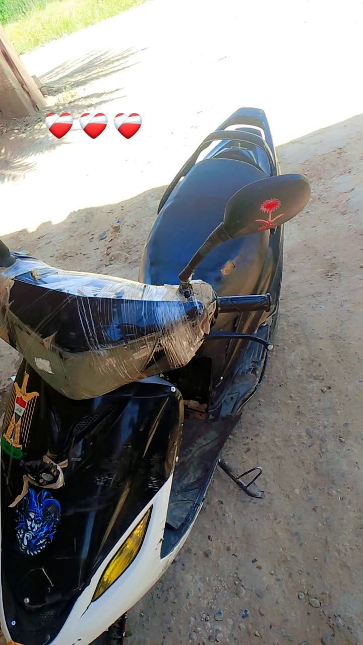 سلام عليكم ورحمة الله وبركاتة
شباب هايد دراجه البيع  مثل شوفت عينك  سعر 250
دراجه شويه تعبانه ***********
