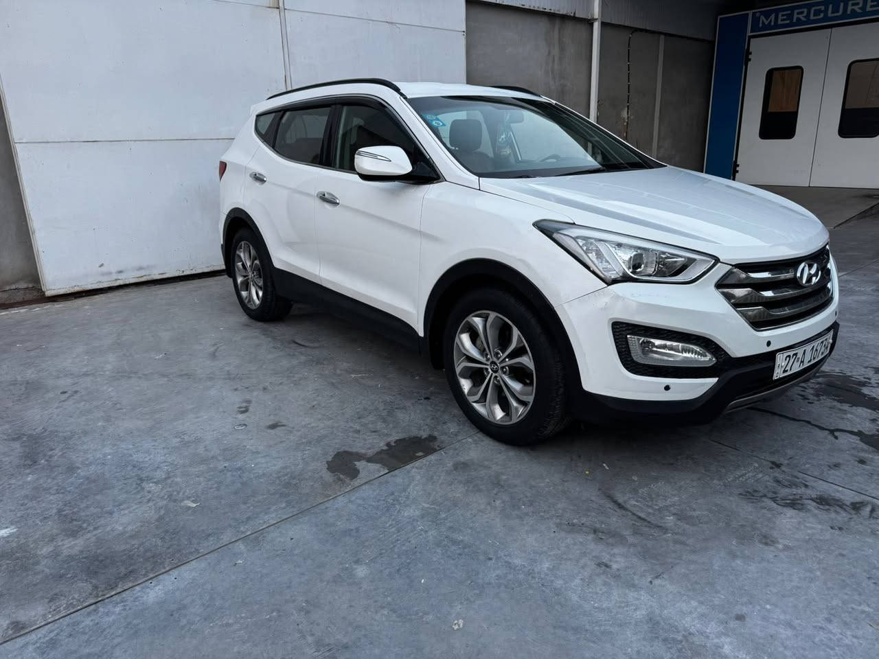 السلام عليكم 
سنتافيا 2014 خليجي 6 سلندر 
3قطع تبريد 
السياره مكفوله ماعدا الجاملغ مرشوش اثر طخه بسيطه والجاملغ الثاني بيه بارد 
السياره جاهزه من كلشي رقم ذي قار انكليزي
***********
***********
السعر 167وبيها مجال بسيط
