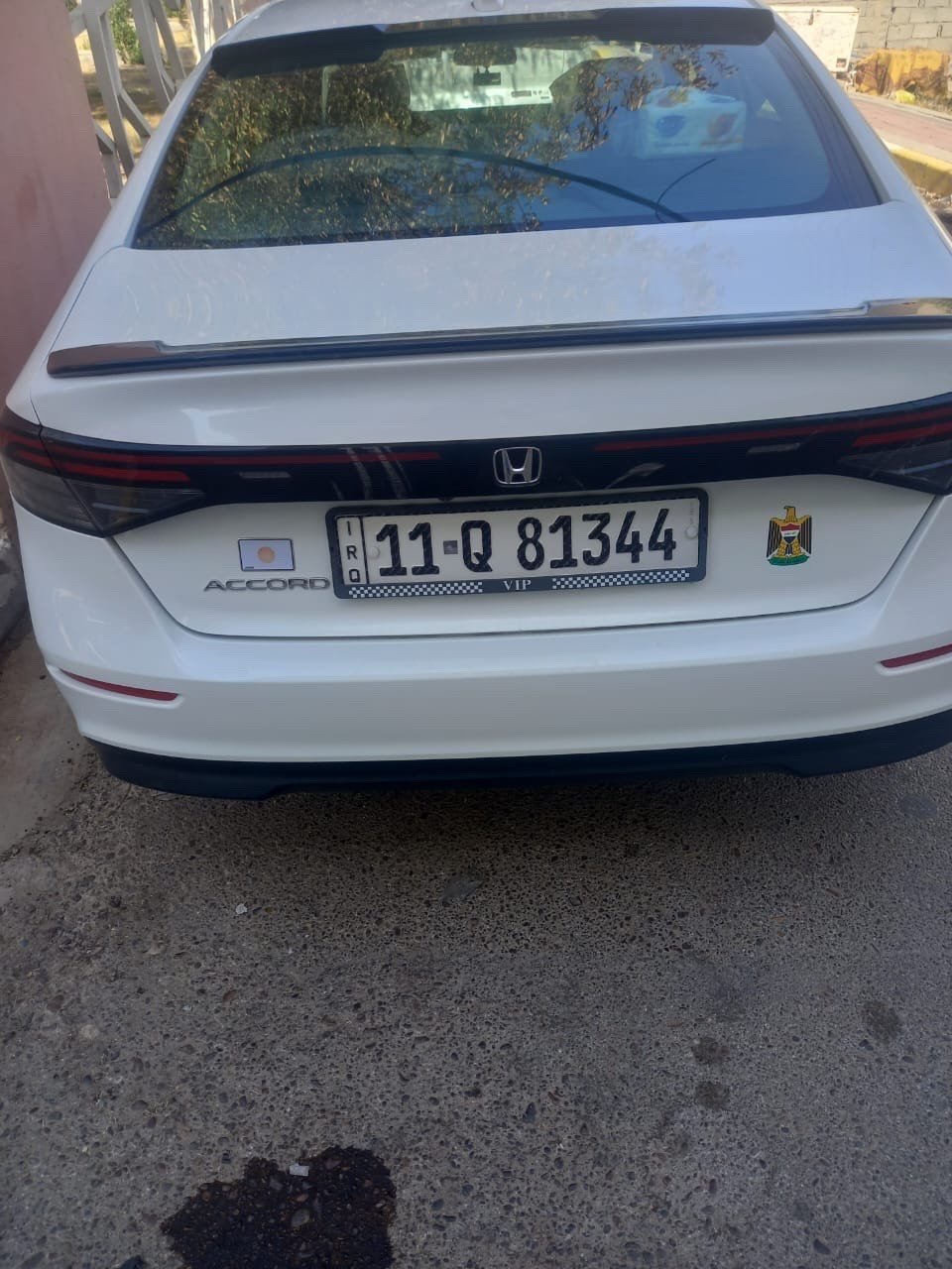 بسعر مناسب 190ورقة وبيها مجال هوندا اكورد 2024بانزين فقط المروغوب أمريكي حادث جداً جداً بسيط  قطعةوحده سطحية سيارة كلش نضيفة السيارة فتحه +بصمة+وكراسي كهرباء +دشبول ديجتال.ماشيه27الف بأسمي رقمها بغداد للأستفسار ***********