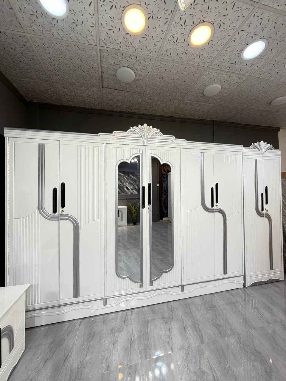 السعر // مليون و50

🔅تفاصيل الغرفة المرمري  ....

 خارج ٤ملم ام دي اف 🔺
وداخل صاج ٣ملم 
صبغ حراري  درجة اولى 

عدد القطع  ٧ قطع 😍
🔺1 //جرباية  قياس  ١٦٠ × ٢٠٠ 
🔺//ميز جانبي ايسر قياس ٥٠
🔺2// وميز  جانبي  قياس ٥٠
🔺3// زاوية ارتفاع مترين عرض ٨٠
🔺4// وميز بلازمه  
🔺5//وميز مراية ارتفاع مترين عرض ١٢٠
🔺6// وكنتور ٦ باب  ارتفاع مترين و١٥ طول ٣ متر و١٥

القطعه الثامنة حسب الطلب شازلون
سعرها ٥٠ الف ❤️

(توصيل مجاني مركز بغداد )
التوصيل يشمل الشد مجاني 🔥
(اطراف ٥٠)
باقي المحافضات حسب البعد
شازلون سعرها ٥٠ الف
شازلون مخزن ٧٥ الف


**إذا كنت صاحب هذا الإعلان وتريد حذفه لأي سبب، رجاءا أرسل رسالة إلى الدعم الفني**