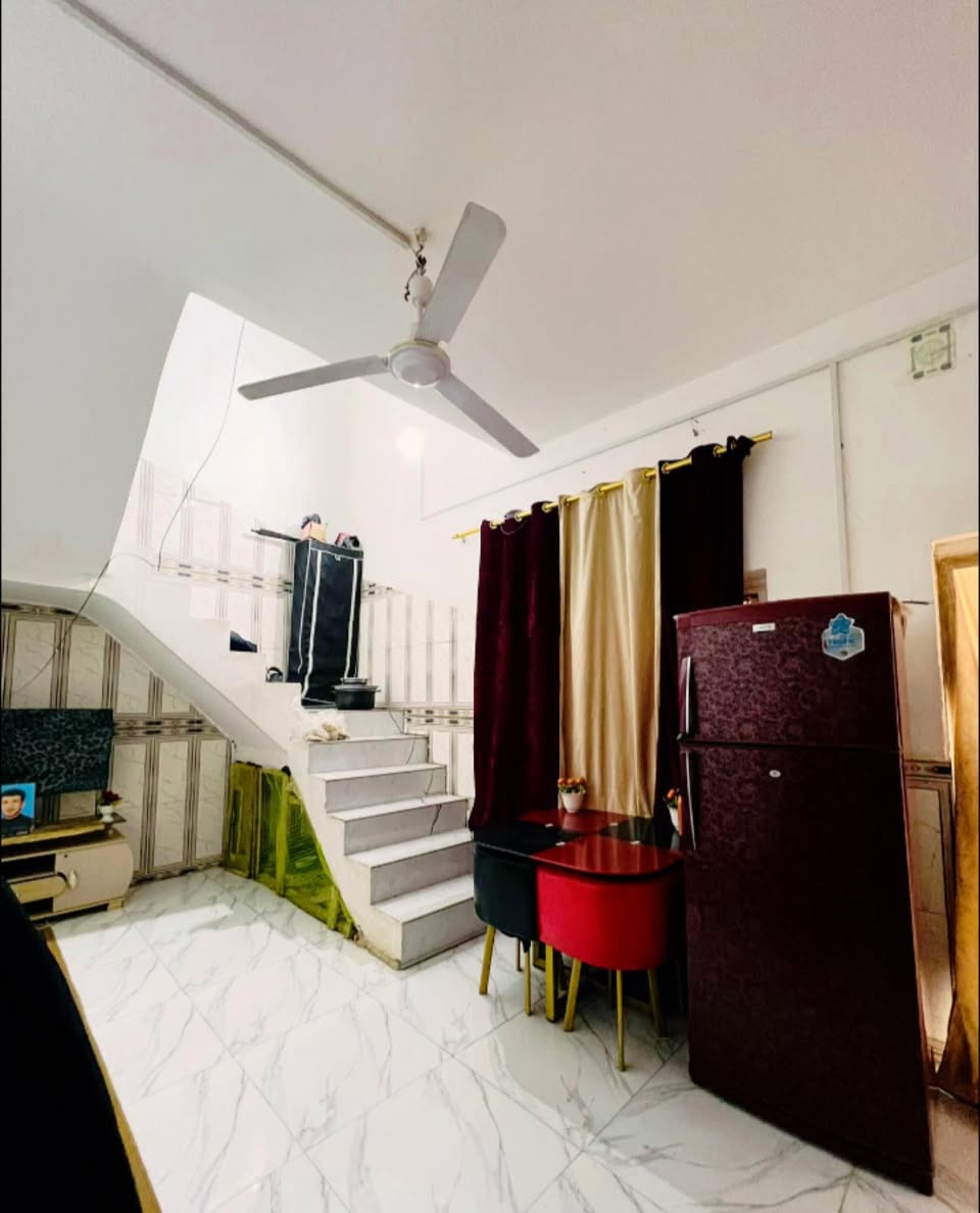 🏡 #دارللبيع  مربع حي الشرطة طابو صرف طابقين
♦️العنوان / حي الشرطة  الرئيسي
المساحة 100م مربع الواجة 10م
 - استقبال 
 - غرفة نوم عدد٢
- صاله 
 - مطبخ
 - صحيات داخليه
-مجمع صحيات خارجيه
-طابق الثاني
-صالة 
غرف نوم عدد٢

--------
☎️ للإستفسار يرجى الاتصال 
بالأرقام الموبايلات الواردة أدناه
📲 ***********   متوفر واتساب 
#نستقبل_طلباتكم__وعروضكم 
مكتب بغداد للعقار الشطرة  الآمن للتسويق العقاري  ___
 الشطرة /شارع الفلكه قرب كراج الحضارات
