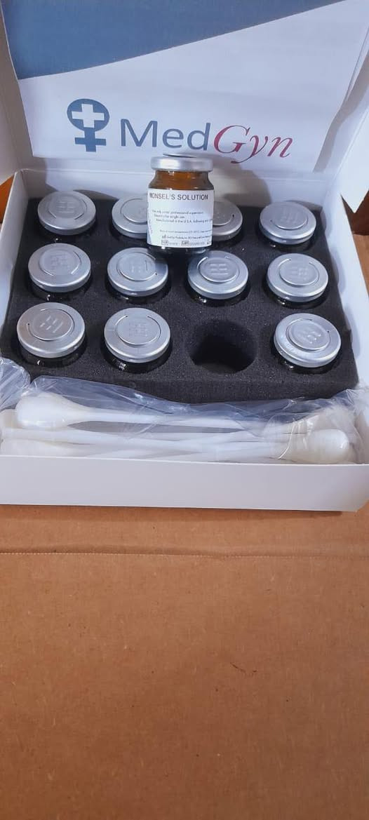 🩺 MONSEL’S SOLUTION
🇺🇸 MED GYN – USA

الاستخدام:
محلول طبي يُستخدم للسيطرة على النزف الموضعي داخل العيادات النسائية
متى يُستعمل؟
✔️ أثناء أو بعد الفحص بالكولبوسكوب
✔️ بعد أخذ خزعة من عنق الرحم
✔️ بعد عمليات LEEP (القطع والقشط)
✔️ بعد الإجراءات النسائية البسيطة المسببة لنزف سطحي

⭐ الأهمية:
✔️ يوقف النزف بسرعة بعد الخزعات وعمليات LEEP 
✔️ يقلل الحاجة للتدخلات الإضافية
✔️ عنصر أساسي في تجهيزات عيادات النسائية

⚠️ يُستخدم فقط من قبل الكادر الطبي وتحت إشراف مختص
 
متوفر الان في مكتب سما الطب _باب المعظم _مقابل دائرة صحة الرصافة بغداد او مراسلة المكتب عبر الارقام
***********/***********
