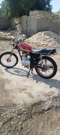 دراجة • محرك انتنس • بدون أوراق