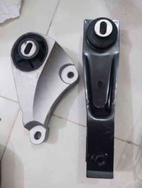 يتوفر لدينا دجة 2007 و2008 اكاديا وترافرس السعر للقطعة 20 و30 الف دينا...