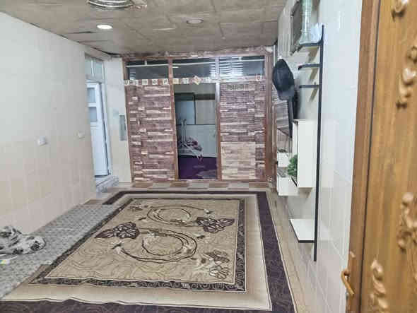 #دار للبيع#--مساحة  220م ركن _نوع عقار رقم
#موقع -- شورجة قرب سوك 
#فرع عريظ 
#فول سيراميك 
#موقع مميز جدا
----------------
#محتويات
غرفتين  نوم- مطبخ-استقبال-صحيات 
............................. 
سعر 62 مليون مجال 
----------------------
للاستفسار اتصال عالرقم
***********
***********
عنوان مكتب سايدين قادسية وبنجاعلي مقابل صيدلية شيخاني♦ مكتب عقارات اسيا
