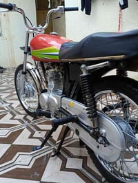 دراجة • أوراق • محرك معمر ٣ أشهر