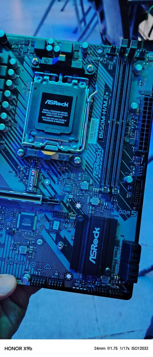 بورد  ASRock B650M_H/M. 2
للبيع.. اشتريته وما استخدمته جديد
قيم واخذ
توصيل موجود
مكاني بغداد الجديدة


**إذا كنت صاحب هذا الإعلان وتريد حذفه لأي سبب، رجاءا أرسل رسالة إلى الدعم الفني**