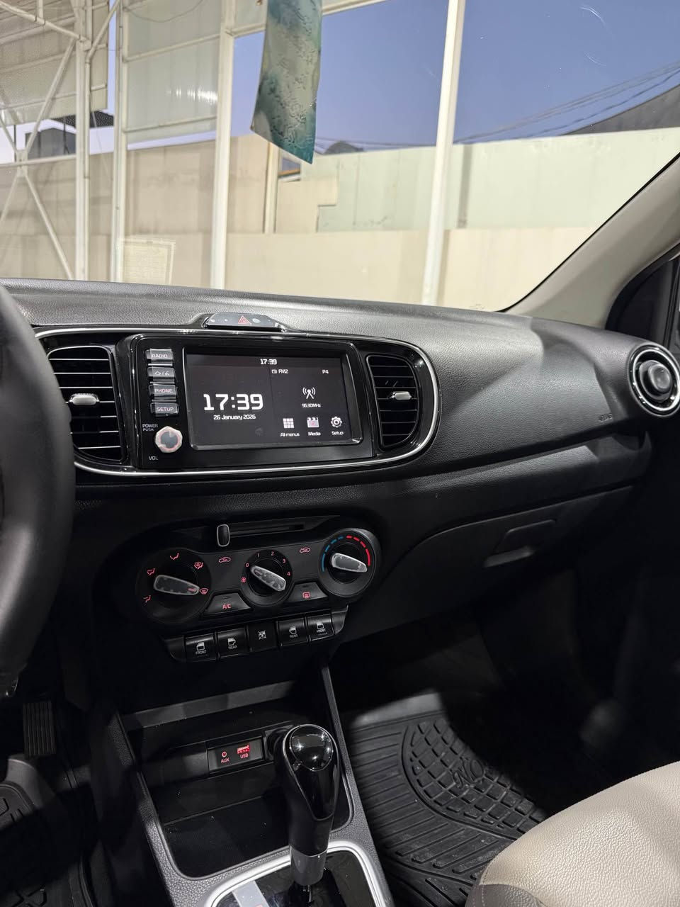 Kia pegas 2020 full
سلاید 
کوشن جلد 
ناو کرێمی 
تحکوماس سوکان کامل
شاشە گەورە
کارپلەی
ئەندرۆید ئەوتۆ
تحدید سورعە
ئاوێنە کارەبای 
ئاوێنە ئیشارەت
بلاجکتۆر
گێر ئۆتۆماتیک 
حاسە
٤ جام کارەبا زۆر مواسەفاتی تر سەیارەکە دەعامی بۆ دەعامی بە شەرت بێ بۆیاخ سفری شەریکە بێ مەسرەف سەنەوی و هەزە هەموو گیانی بەشەرت
106$ گەلا
***********
*********** السليمانية, العراق
