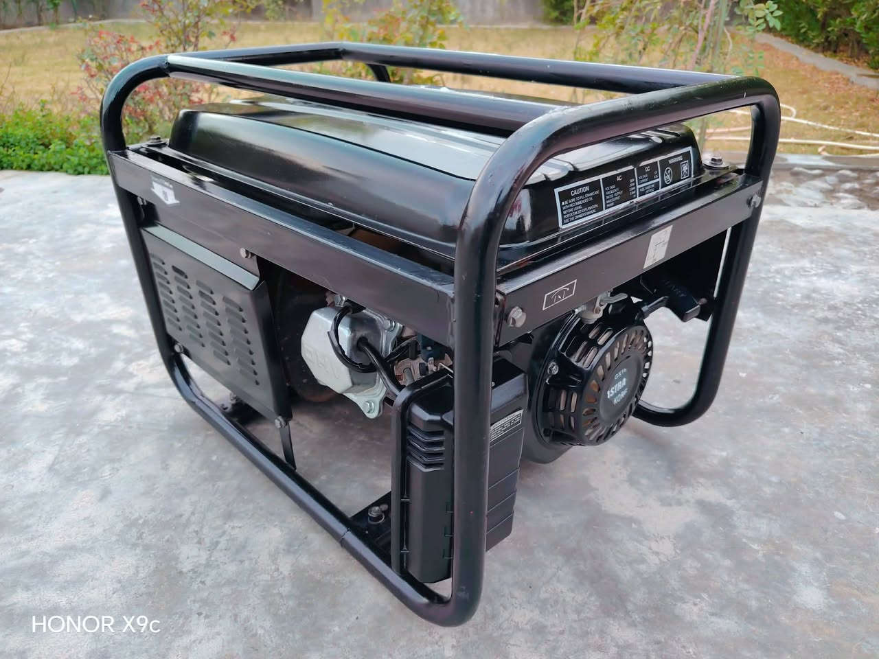 للبيع مولد استرة كوري 2ونص كيفي 10 امبير ✅ ملف نحاس نضيف جدا استخدام ايام قليله مداخل اي تصليح على بلاد الشركة ((السعر   ١٦٠))هادأ اقتصادي بصرف البنزين ✅ غني عن التعريف 📌 الشراي يتصل المكان بغداد التاجي ويوجد خدمة توصيل ***********
