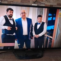 LG • شاشة ٤٠ • بدون نت