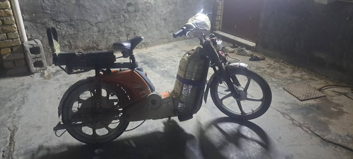 السلام عليكم  من رخصه الادمن
ماطور شحن للبيع. الاخوين  الماطور شغال وبطاريات  مابيهن شي  قيم واخذ بليحب الله.  ***********
