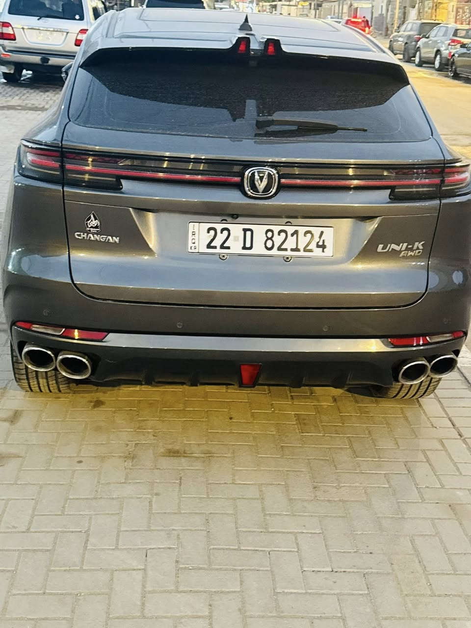 السلام عليكم ورحمة الله وبركاته شانجان يوني كي سيارة فول مواصفاتهة خليجية موديل ٢٣ شمالي سيارة ماشية ٥٥الف حقيقي بضمان بيهة رصعات وبارد باب السائق باتري جديد وتخم تاير ستوة شادة ودهن كير ومحرك مبدل بشركة تحويل ثاني يوم سيارةًعارضهةًب١٨٠وبيهةًمجال شراي يتصل على الرقم ***********
