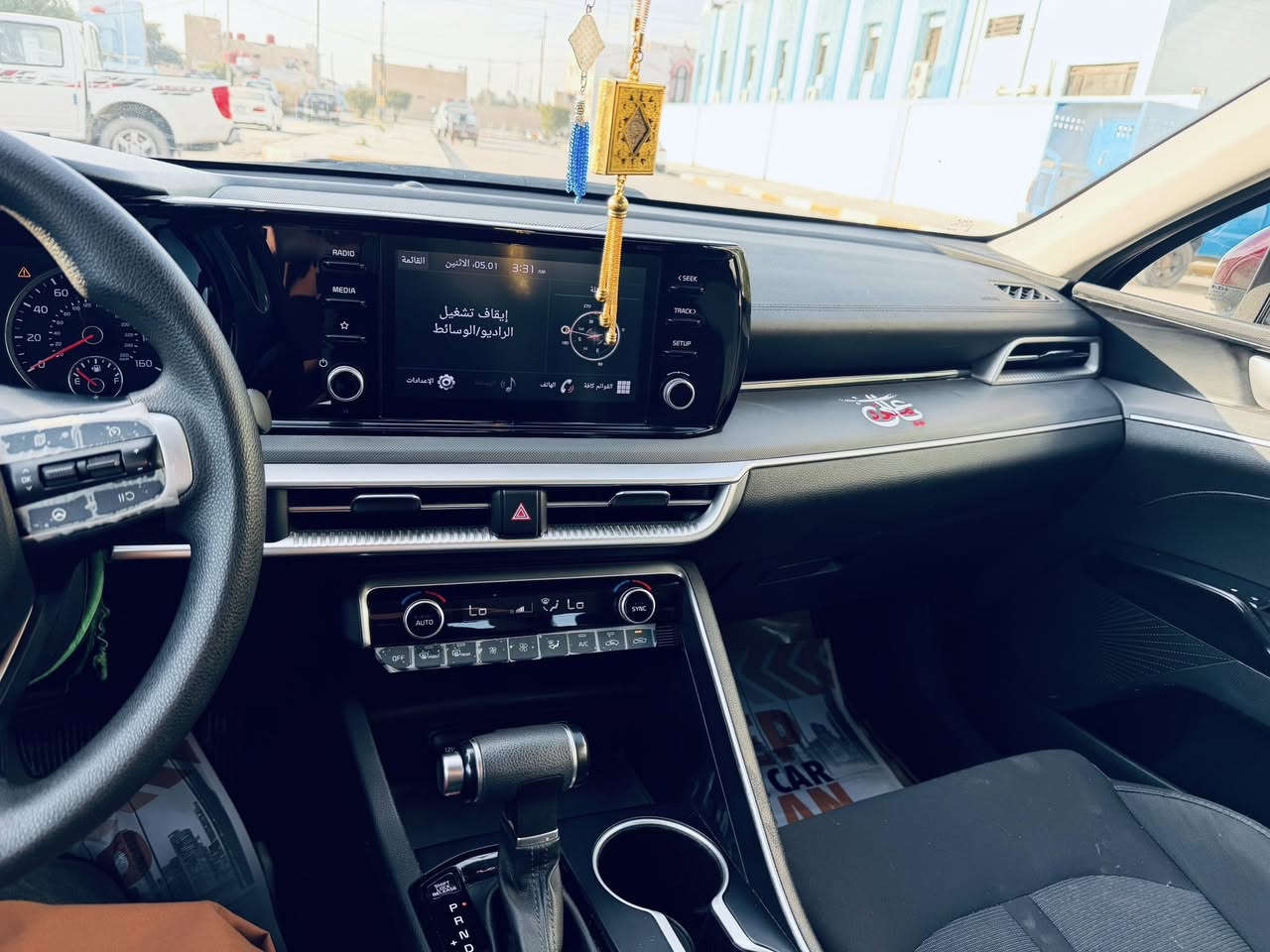 سلام عليكم k5موديل 23رقم معوقين مثنى المعاق اقاربي وبكفالتي وكاله عامه تريد خاصه باليعجلك  جديده كلش مناقصه ايشي حادث خلفي بدون ارباك صور الحادث مرفقه مع المنشور للاستفسار ***********
