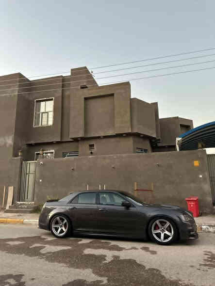 كرايسلر 2013 6400
فول للاخير عدا البانوراما
رادار امامي جانبي
تبريد تدفئة كشنات
تدفئة ستيرن
كشنات كهرباء
تبريد تدفئة كلاصات
دوس كهرباء
ستيرن كهرباء
كشنات خزن

الاضافات
عليه منضومة جكات s2
اوركالات بجم وبكلايتات سستم كامل
وياله نجمه
اويل كاج كان
عليه تفريغ
دبات سود
عليه منضومة زنون نهار بومه
حلوك كورسا
السياره حادثه قطعتين وقطعه تبديل
رقم بغداد
رايد مراوس شعدكم شوفوني
V8
***********
