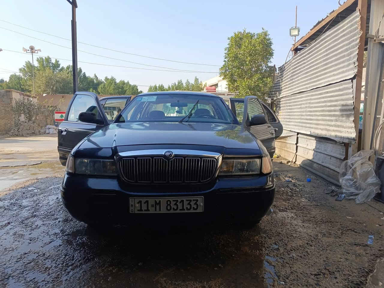 فورد كراند ماركيز موديل٢٠٠١ رقم بغداد انكليزي كير ومحرك بلادي مصبوغه عام بأسمي تحويل ثاني يوم السعر ٥٠ ورقه بيها مجال قليل متواجد واتس اب ***********
مكان السيارة بغداد اليرموك
