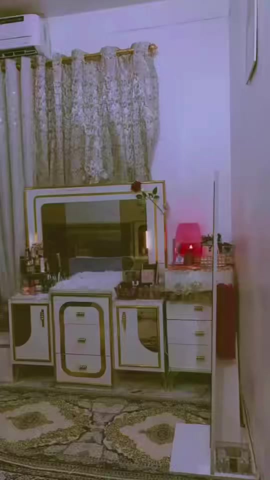 غرفه تركي ستخدام 6اشهر فقط للبيع نضيفه كلش شخط مابيها للاستفسار مراسلة الصفحه


**إذا كنت صاحب هذا الإعلان وتريد حذفه لأي سبب، رجاءا أرسل رسالة إلى الدعم الفني**