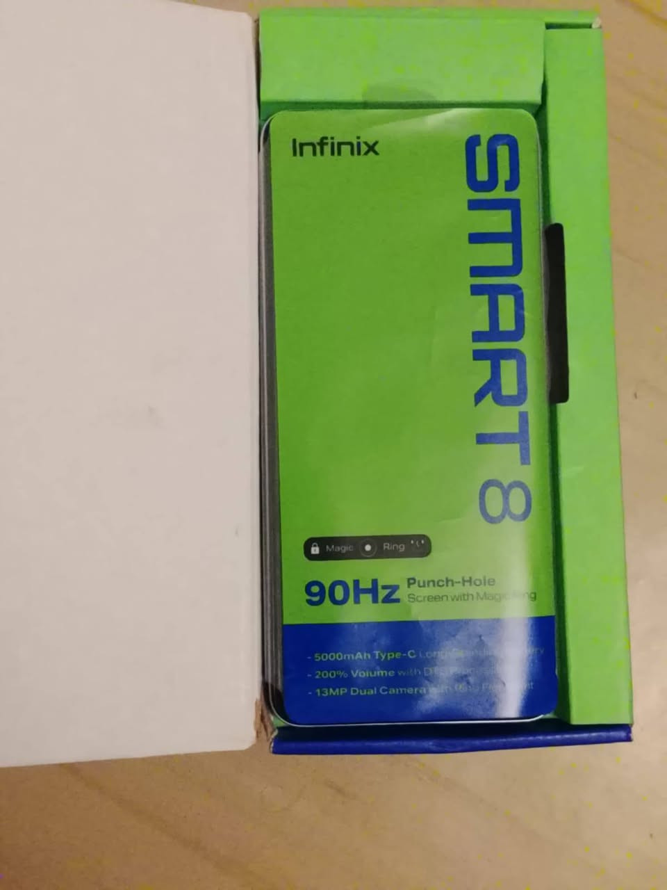 السلام عليكم للبيع
جهاز انفنكس سمارت 8 
Infinix Smart 8
ذاكرة 128 8GB 
90hz
المكان بغداد الجادرية 
قرب جزيرة الأعراس 
الجهاز غير مفتوح وكل شي بلادي 
 للبيع نظيف جدا


**إذا كنت صاحب هذا الإعلان وتريد حذفه لأي سبب، رجاءا أرسل رسالة إلى الدعم الفني**