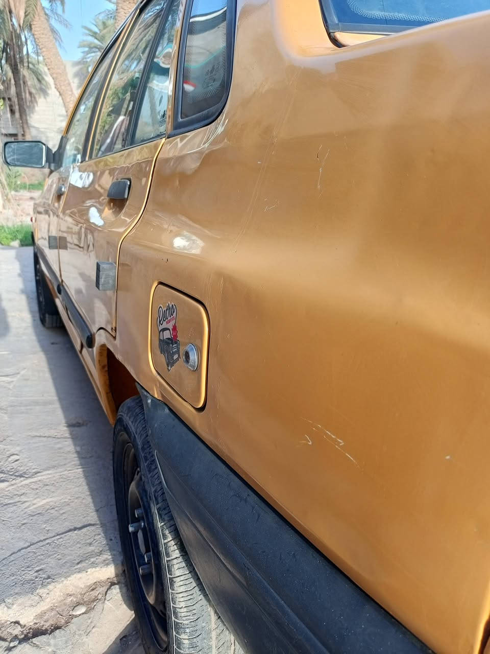 سايبه موديل 12 مكينه وكير جديده مصفره هيه وغرامات سنويه 29 شواصي واحد بلادي والثاني بيه فطر صغير وعمارته تعمير بلادي صدر امامي جديده كهربائي كلها شغاله تبريد ثلج  سياره خير من الله السعر 25 وبيه مجال دوشمه جديده كاعيه جديده مكان بغداد جزيره السياحيه***********
