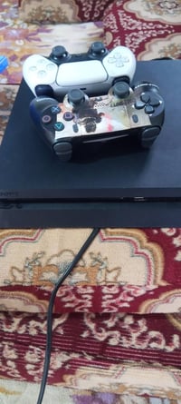 بلي فور • مع أقراص