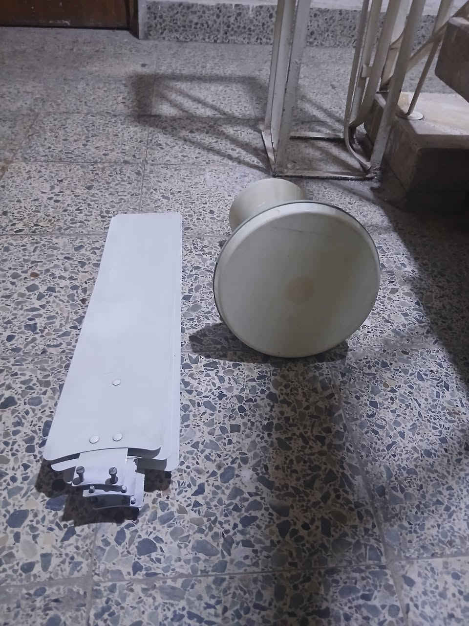 السلام عليكم مراوح مؤسسه شغالات السعر ٥٠


**إذا كنت صاحب هذا الإعلان وتريد حذفه لأي سبب، رجاءا أرسل رسالة إلى الدعم الفني**