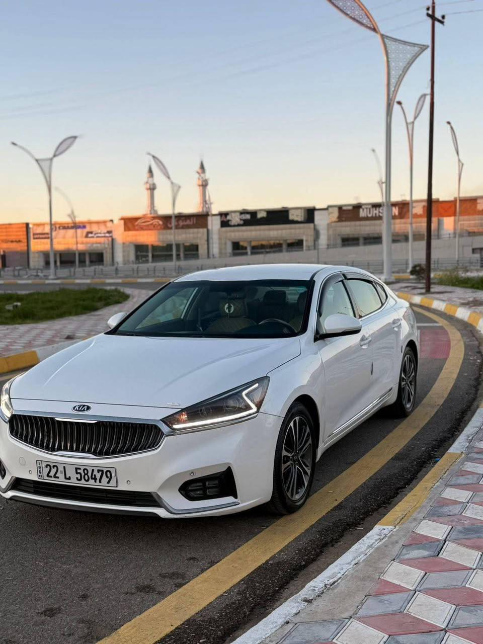 السلام وعليكم كادنزا 2018 فول موصفات فغط بدون بنراما ابيض صدفي
محرك كير شرط
حداديه شرط
تخم تاير
سياره مال جناي
داخل لونين Vip
بصمات
السونار مرافق المنشور
سعر ١٨٥وبيها مجال مكان كركوك
***********
