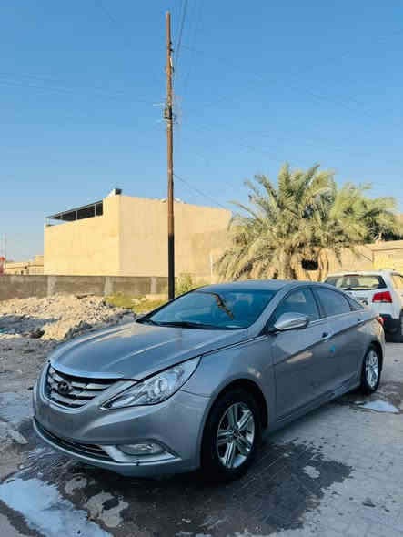 سلام عليكم لبيع سونتا مديل 2013 سياره جديده بدون لوحات ادوات بيع فقط كصه جنطه سياره جديده دخول جديد   سعر 50 رقم هاتف ***********
