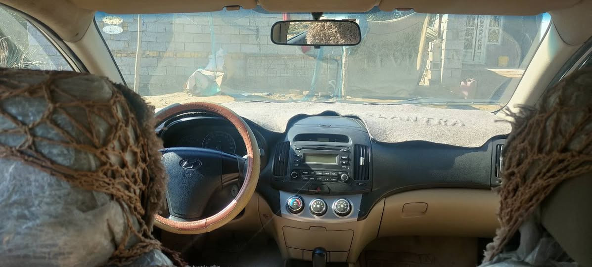 السلام عليكم النترا (مقدس)للبيع مديل 2011/محرك 1600/مكينه وكير مكفولات /
بيه ثلاث قطع
السعر 105
النجف الاشرف /الشراي يتصل على الرقم التالي
***********
