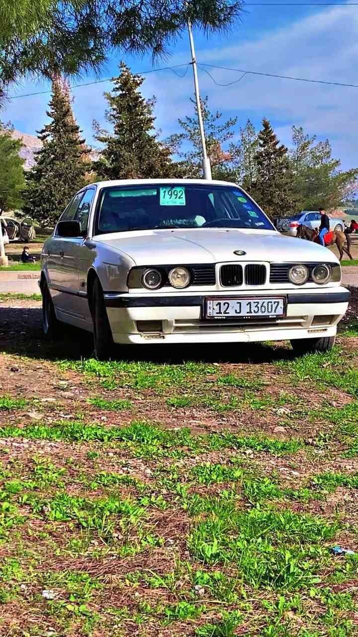 بوفروتن مودیل 1992فول بس سیلایت نیە کیر ومکینە وکیر تحویل بشرت عام بخ بس بوجوانی بی لیدان  بو سعر تلفون بکە ***********زین***********
