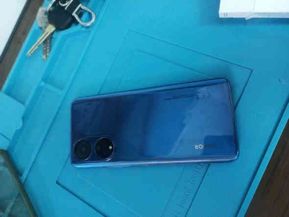 هونر X7
للبيع جاهز حلو نضيف كلش 
75الف توصيل متوفر حسب المناطق في اي وقت متواجدين 
للتصال. *********** قطعه نضيفه
