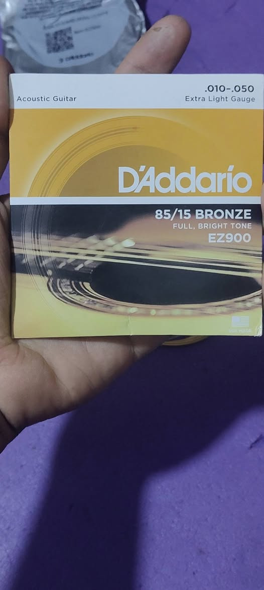 اوتار ماركة D'Addario لامريكيه لاوتار مصنوعه من الزنك والبرونز 1باكيت بيع 10سيت كل سيت بيه 6اوتار 50الف مع التوصيل


**إذا كنت صاحب هذا الإعلان وتريد حذفه لأي سبب، رجاءا أرسل رسالة إلى الدعم الفني**